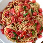 pasta alla checca (raw tomato sauce)