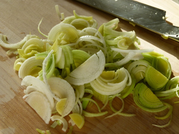 sliced leeks