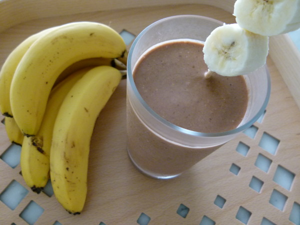 chocolate peanut butter banana oatmeal smoothie by Pamela Salzman