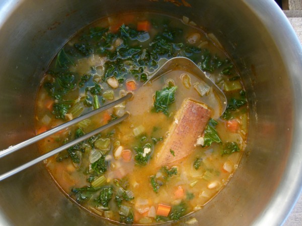 white bean and kale minestrone