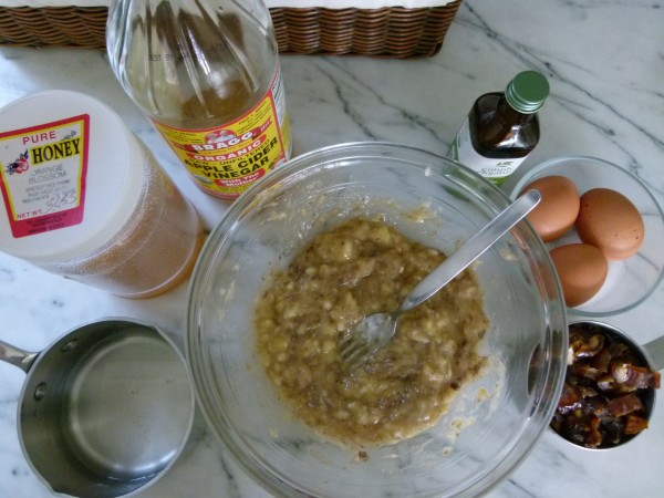 mashed bananas and wet ingredients