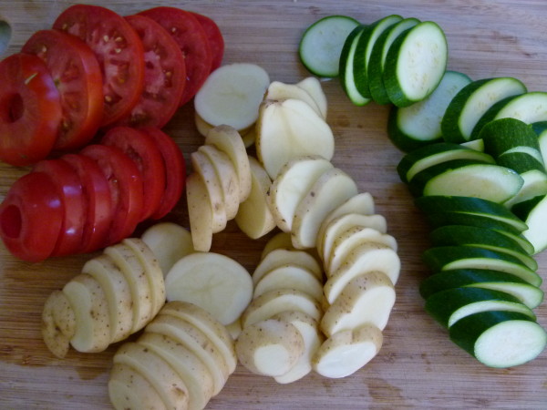 slice vegetables about the same thickness