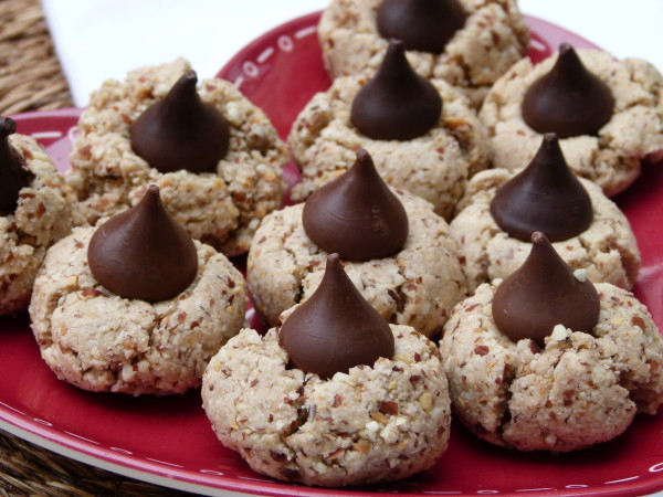 vegan thumbprint cookies with a kiss! | pamela salzman