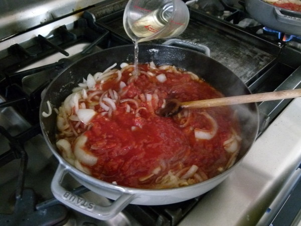 deglaze with wine and tomatoes