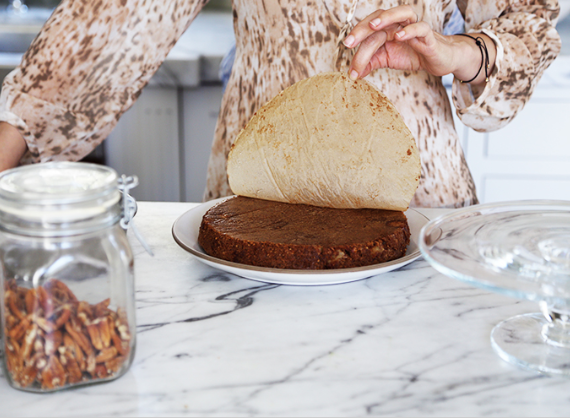 grain-free cinnamon apple cake | pamela salzman