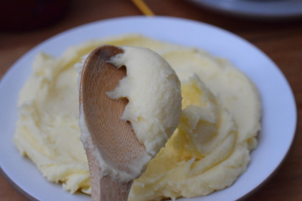 perfect thanksgiving mashed potatoes | pamela salzman