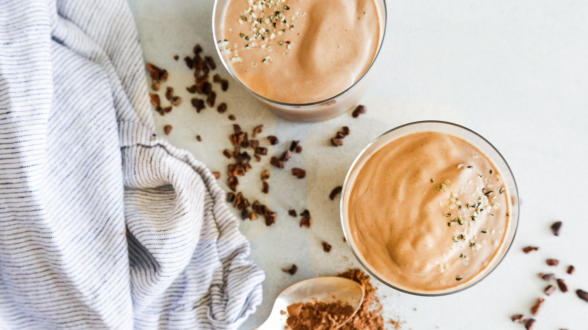 Chocolate energy smoothie from "How To Be Well" | Pamela Salzman