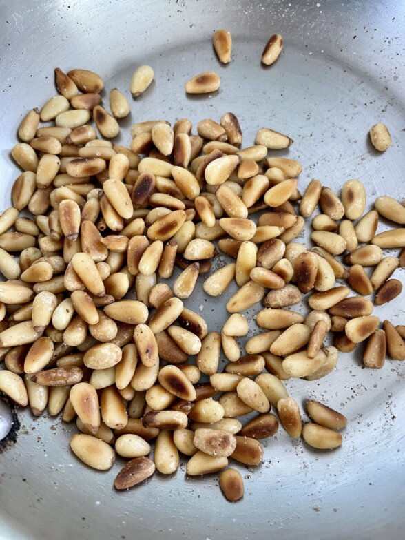 toasted pine nuts