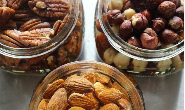 Why Soaking Nuts and Seeds is Better for Nutrient Absorption