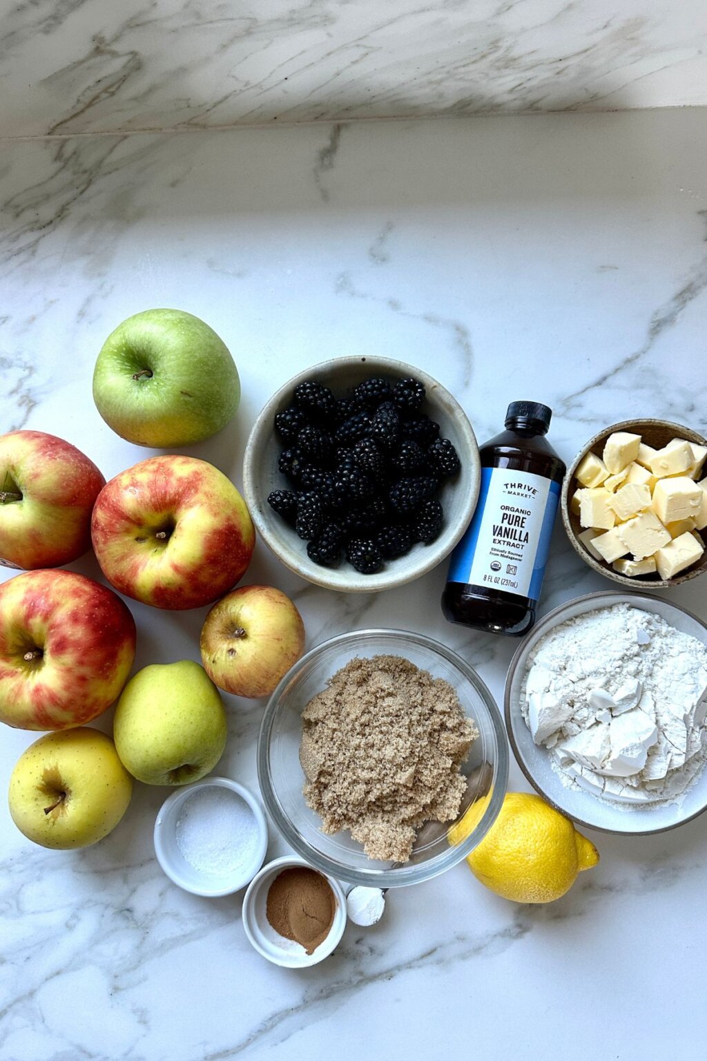 Easy Apple Blackberry Crumble Recipe 